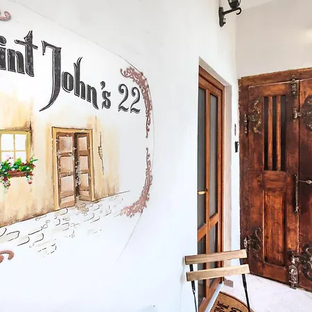 Saint John's 22 Apartment