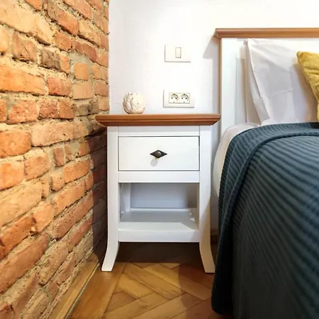 Saint John's 22 * Braşov