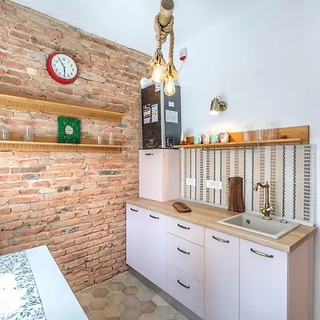 Saint John's 22 Apartman