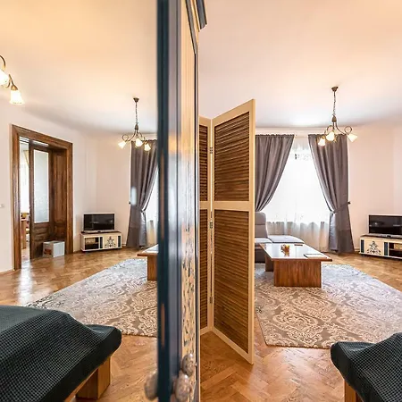 Saint John's 22 * Braşov